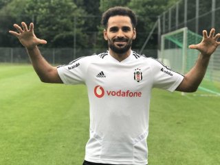 Douglas'tan Beşiktaş'a kötü haber