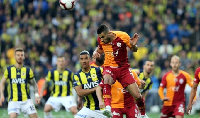 Fenerbahçe ve Galatasaray'ın ulusal arada 'koronavirüs' endişesi