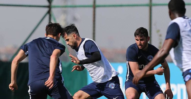 Kasımpaşa’da Göztepe maçı hazırlıkları sürüyor