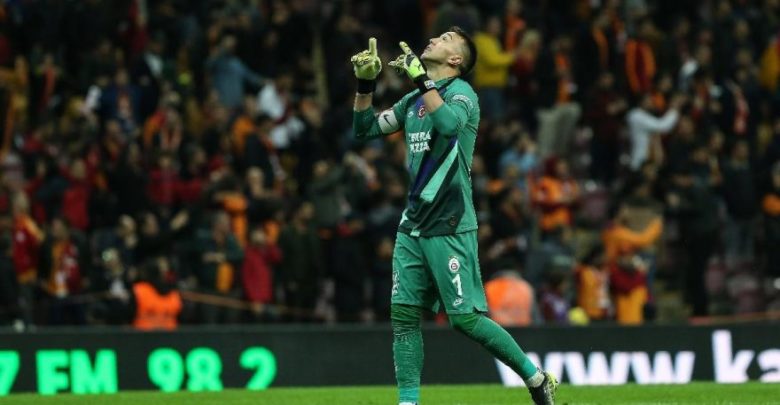 Muslera tarihe geçiyor! 115 yıl sonra bir ilk...