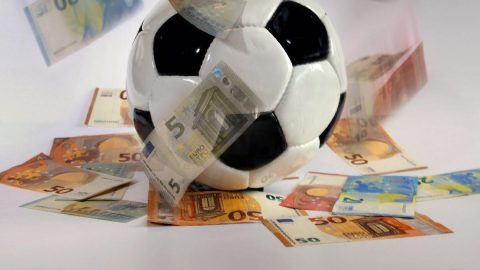 Transferlere corona darbesi!