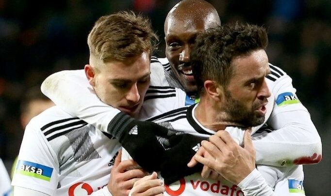 Beşiktaş'tan maaş kesintisi için Barcelona modeli