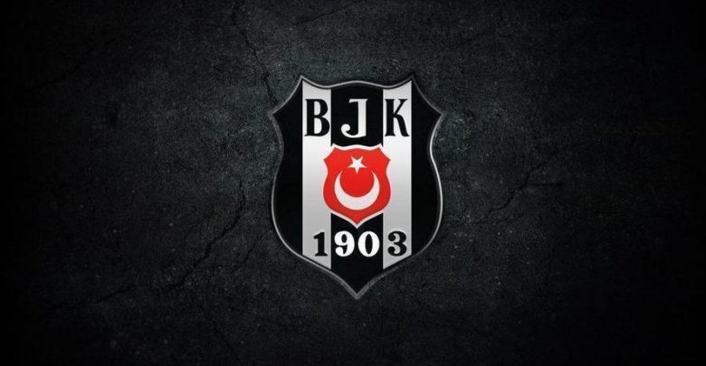 Beşiktaş paylaşımı nedeniyle Bursaspor ’dan gönderilen Yiğit Şengil ’e siyah-beyazlılardan davet
