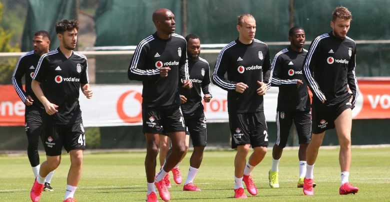Beşiktaş yeni sezon planlamasında 3 parçaya bölündü
