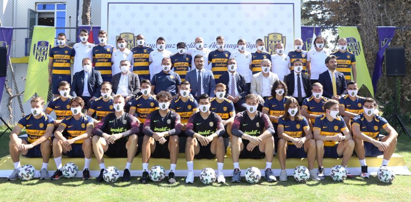 142-milyontllik-borcu-kapatan-mke-ankaragucunde-imza-sov_8269_dhaphoto2