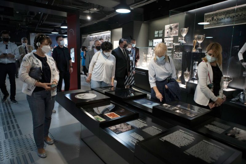 genclik-ve-spor-bakani-dr-mehmet-muharrem-kasapoglu-ile-guneydogu-avrupa-ulkelerinin-spordan-sorumlu-bakanlari-vodafone-parkta-agirlandi_980_000010-1