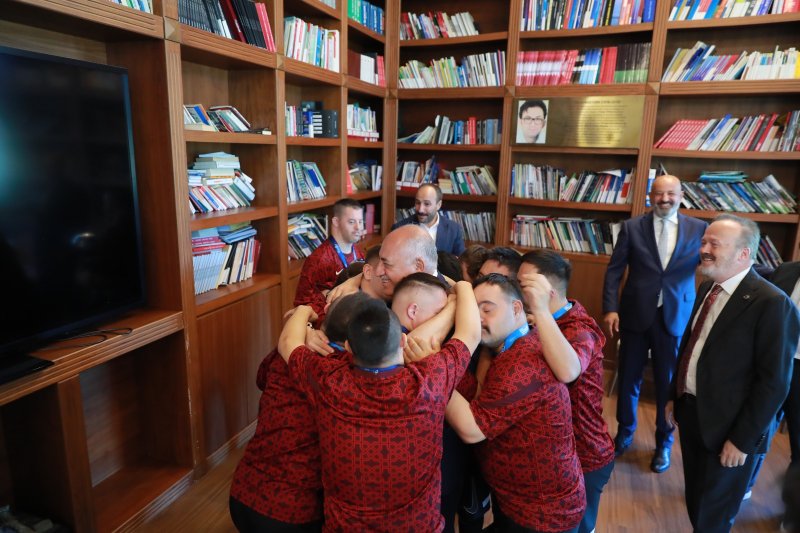 d7dc96e55b644d9d831b0a483e2b81d1