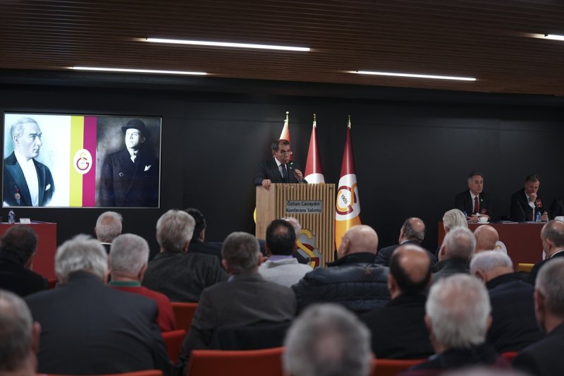 aa-20240320-34044490-34044485-galatasaray_kulubu_baskani_dursun_ozbekten_sampiyonluk_aciklamasi