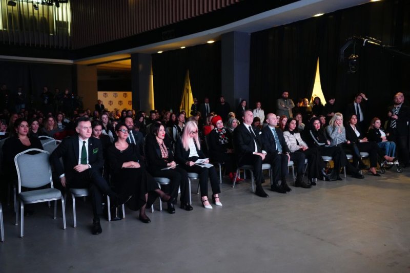 kulubumuzden-kadinlarin-dusuncelerini-gelecege-tasiyacak-platform-hergunumsunorg_980_000003