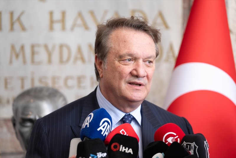 aa-20240412-34251605-34251602-besiktas_kulubu_baskani_hasan_arattan_gundeme_dair_aciklama